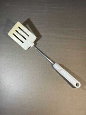 Vintage White 13" White Nylon Spatula/Flipper with Metal Neck (2053)